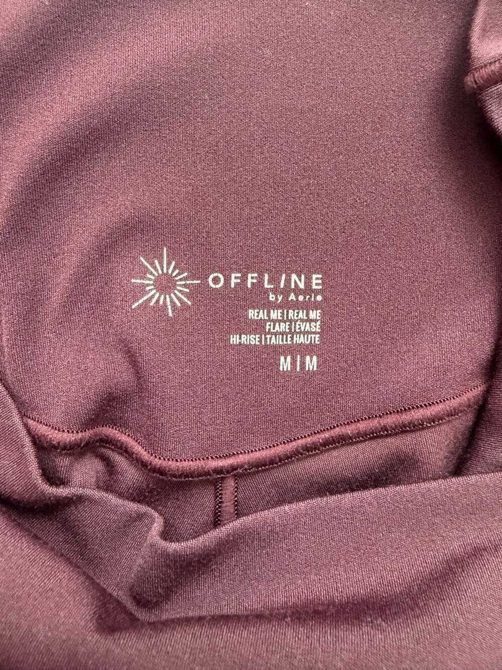 OFFLINE by Aerie Real Me Hi-Rise Crossover Flare Leggings Size M - Picture 4 of 4